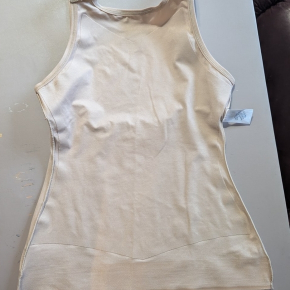 TC Fine Intimates XL tank in nude great condition - Picture 15 of 16